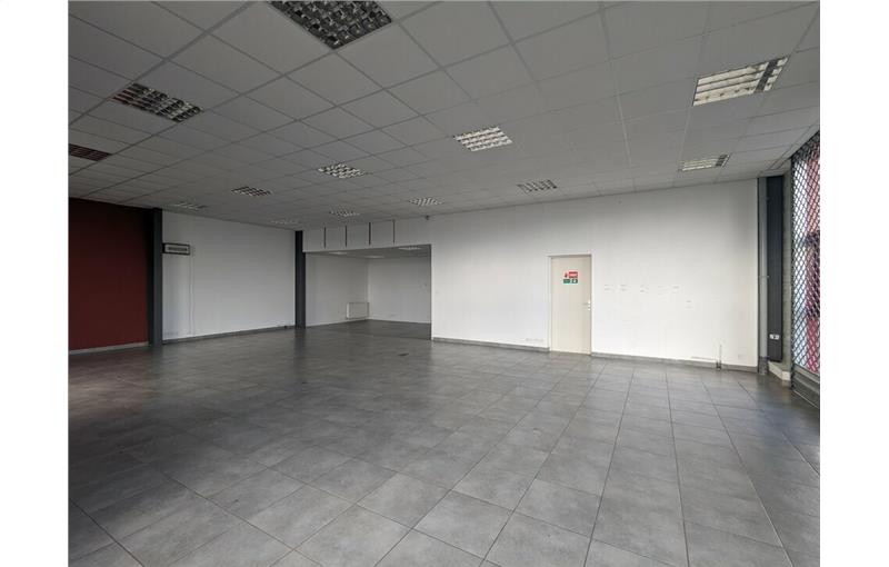 Location d'entrepôt de 322 m² à Étrépagny - 27150 photo - 1