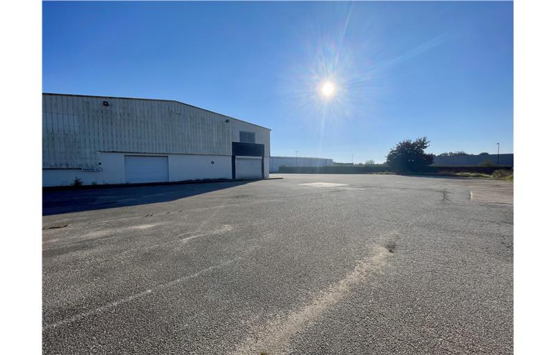 Location d'entrepôt de 592 m² à Évreux - 27000 photo - 1