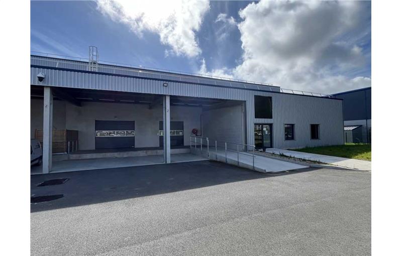 Location d'entrepôt de 1 246 m² à Fleury-les-Aubrais - 45400 photo - 1