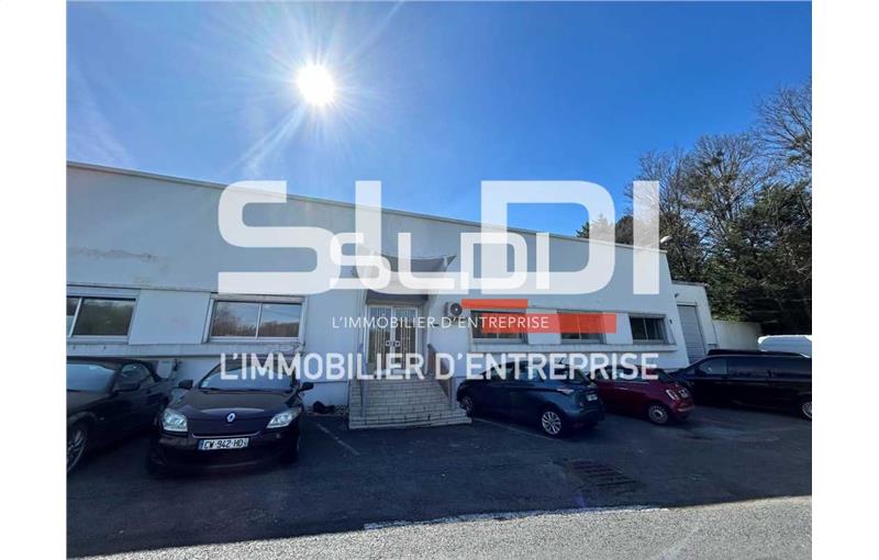 Location d'entrepôt de 1 137 m² à Fontaines-sur-Saône - 69270 photo - 1