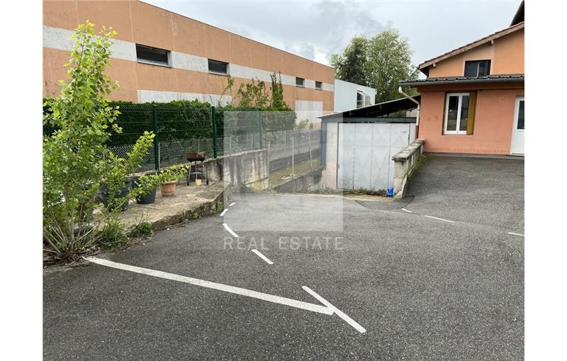 Location d'entrepôt de 291 m² à Fontaines-sur-Saône - 69270 photo - 1