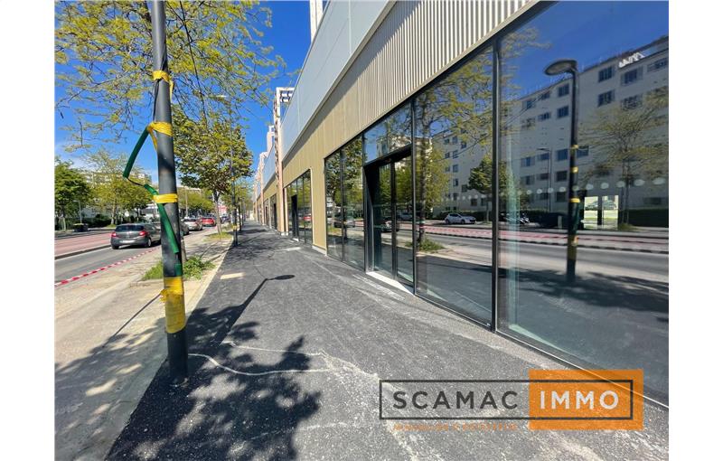 Location d'entrepôt de 256 m² à Fresnes - 94260 photo - 1