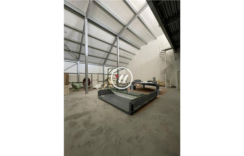 Location d'entrepôt de 278 m² à Gémenos - 13420 photo - 1