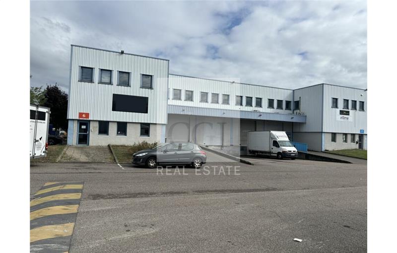 Location d'entrepôt de 967 m² à Genas - 69740 photo - 1