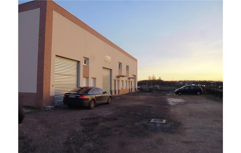 Location d'entrepôt de 192 m² à Guichainville - 27930 photo - 1