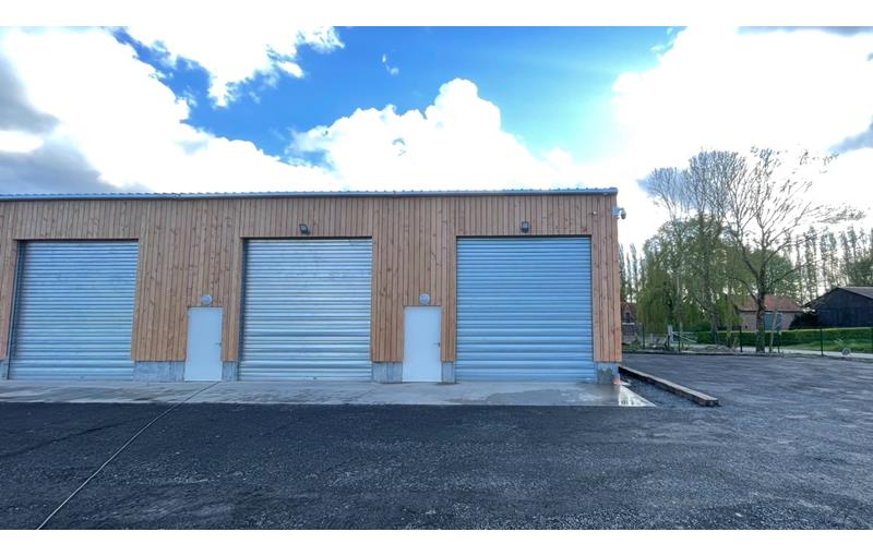 Location d'entrepôt de 210 m² à La Chapelle-d'Armentières - 59930 photo - 1