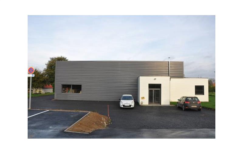 Location d'entrepôt de 420 m² à Lattre-Saint-Quentin - 62810 photo - 1