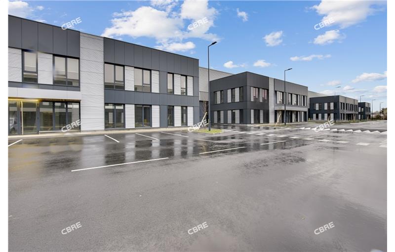 Location d'entrepôt de 13 373 m² à Le Bourget - 93350 photo - 1