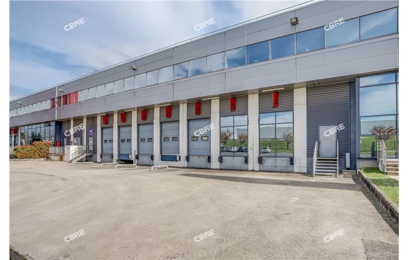 Location d'entrepôt de 4 305 m² à Les Ulis - 91940 photo - 1