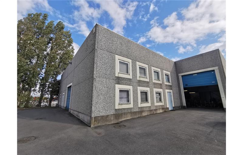 Location d'entrepôt de 830 m² à Lesquin - 59810 photo - 1