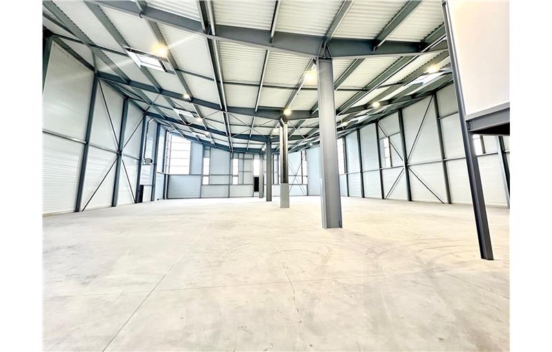 Location d'entrepôt de 5 167 m² à Limeil-Brévannes - 94450 photo - 1