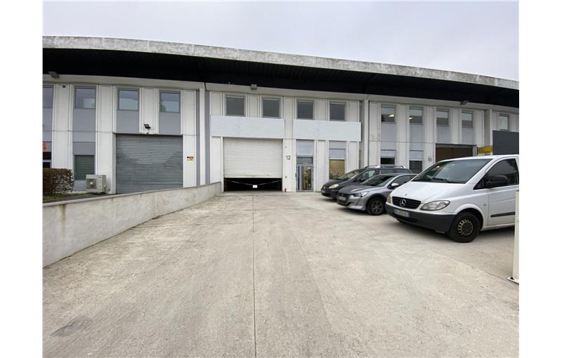 Location d'entrepôt de 609 m² à Lisses - 91090 photo - 1