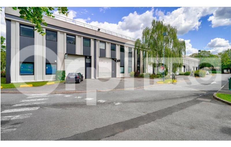 Location d'entrepôt de 952 m² à Lognes - 77185 photo - 1