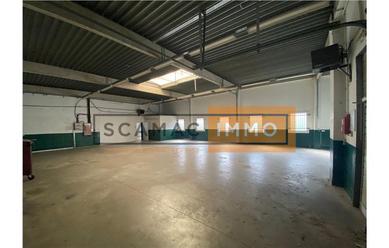 Location d'entrepôt de 385 m² à Lognes - 77185 photo - 1