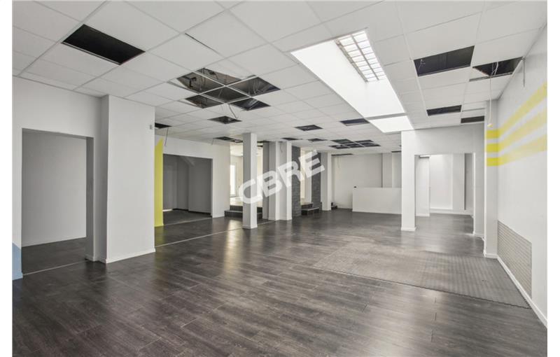 Location d'entrepôt de 297 m² à Malakoff - 92240 photo - 1