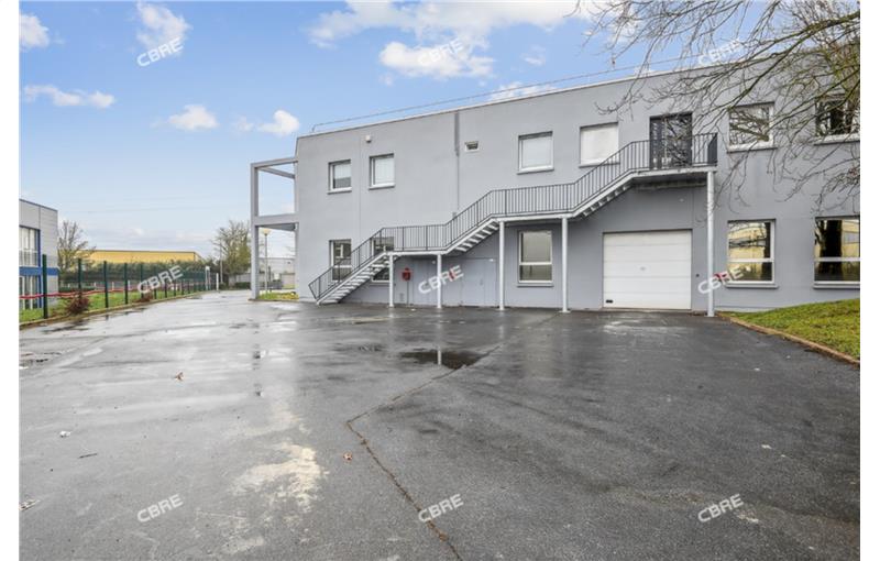 Location d'entrepôt de 851 m² à Marcoussis - 91460 photo - 1