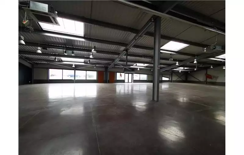 Location d'entrepôt de 2162 m² à Mareuil-lès-Meaux - 77100