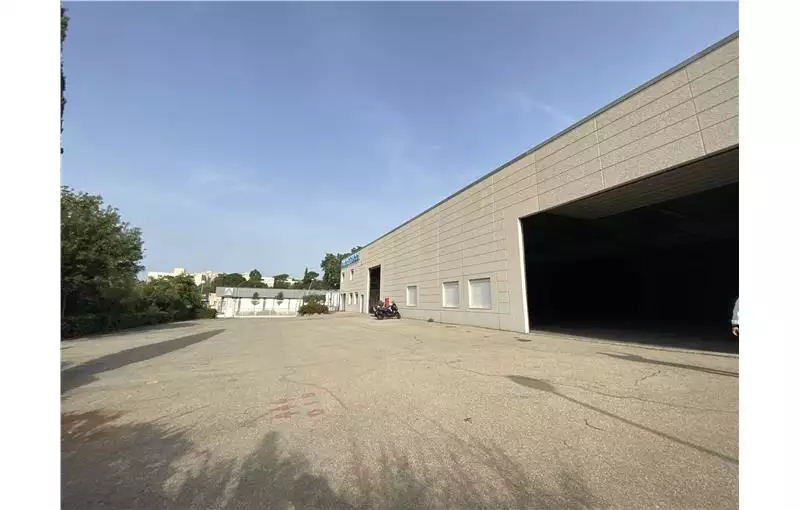 Location d'entrepôt de 2400 m² à Marseille 12 - 13012