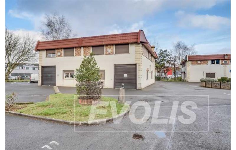 Location d'entrepôt de 912 m² à Massy - 91300 photo - 1