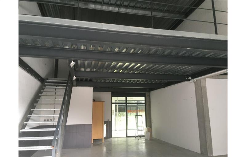 Location d'entrepôt de 170 m² à Mérignac - 33700 photo - 1