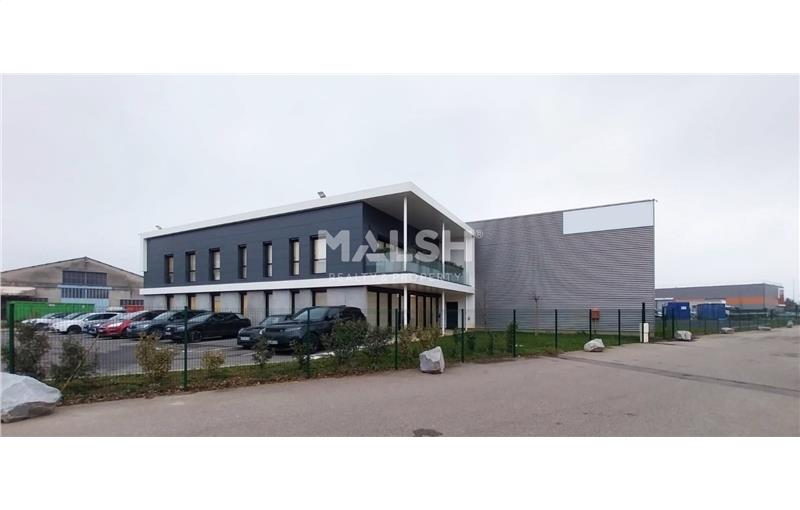 Location d'entrepôt de 3 377 m² à Meyzieu - 69330 photo - 1