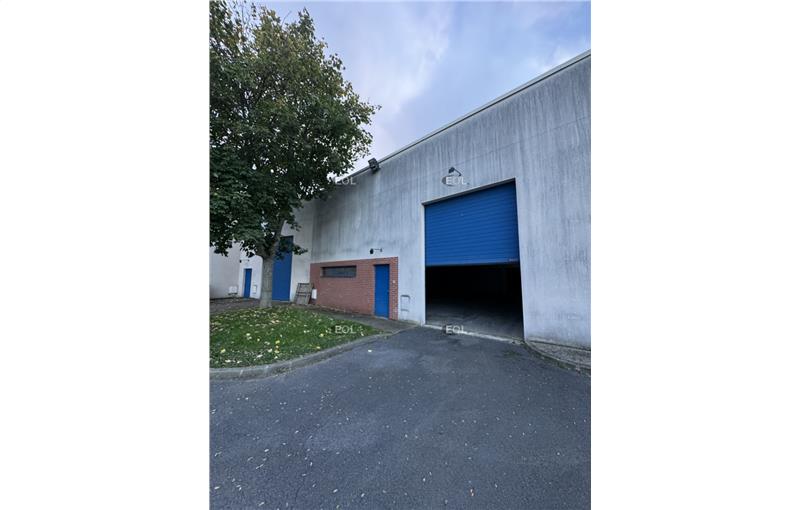 Location d'entrepôt de 355 m² à Moissy-Cramayel - 77550 photo - 1