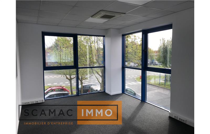 Location d'entrepôt de 355 m² à Moissy-Cramayel - 77550 photo - 1