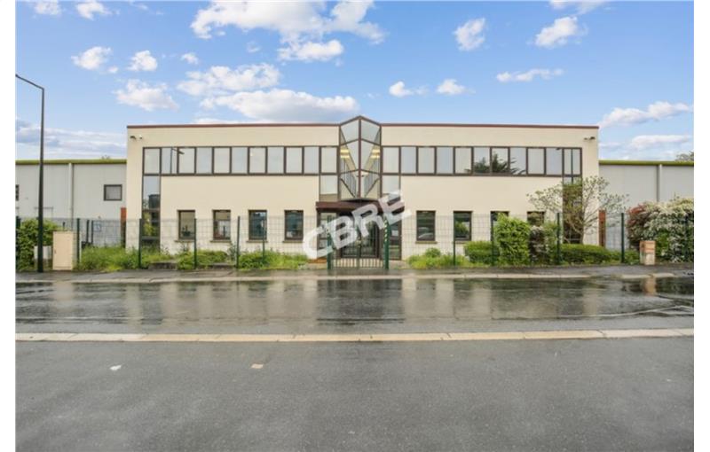 Location d'entrepôt de 2 242 m² à Montigny-lès-Cormeilles - 95370 photo - 1