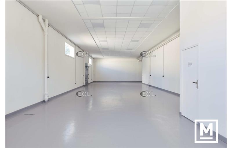 Location d'entrepôt de 164 m² à Montreuil - 93100 photo - 1