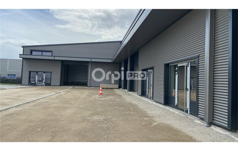 Location d'entrepôt de 208 m² à Mulhouse - 68100 photo - 1