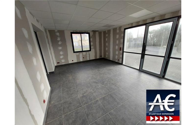 Location d'entrepôt de 290 m² à Nantes - 44000 photo - 1