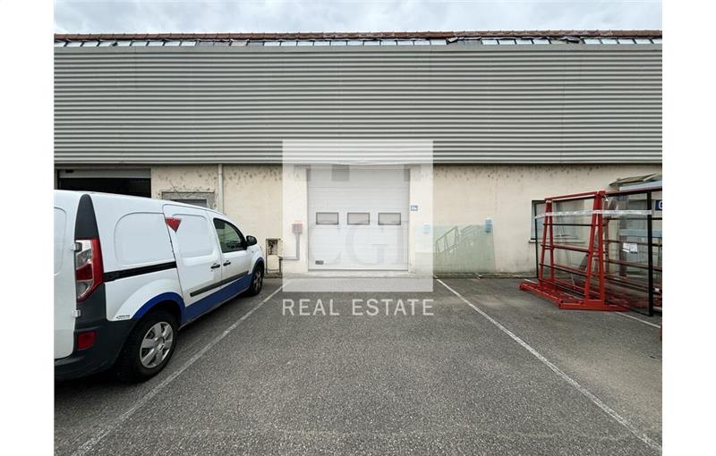 Location d'entrepôt de 1 293 m² à Neuville-sur-Saône - 69250 photo - 1