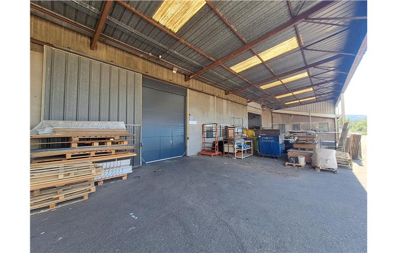 Location d'entrepôt de 723 m² à Neuville-sur-Saône - 69250 photo - 1