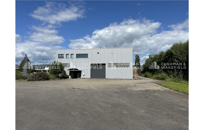 Location d'entrepôt de 1 061 m² à Ostheim - 68150 photo - 1