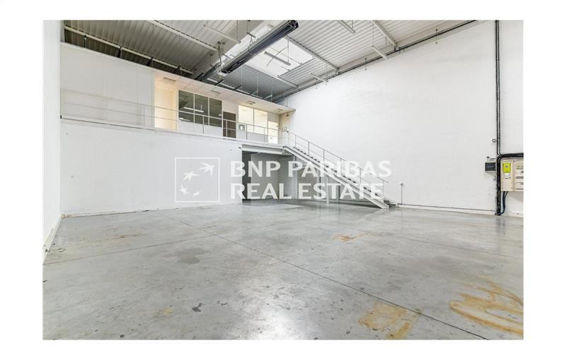 Location d'entrepôt de 293 m² à Palaiseau - 91120 photo - 1