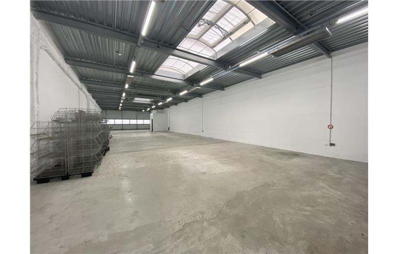 Location d'entrepôt de 343 m² à Pantin - 93500 photo - 1