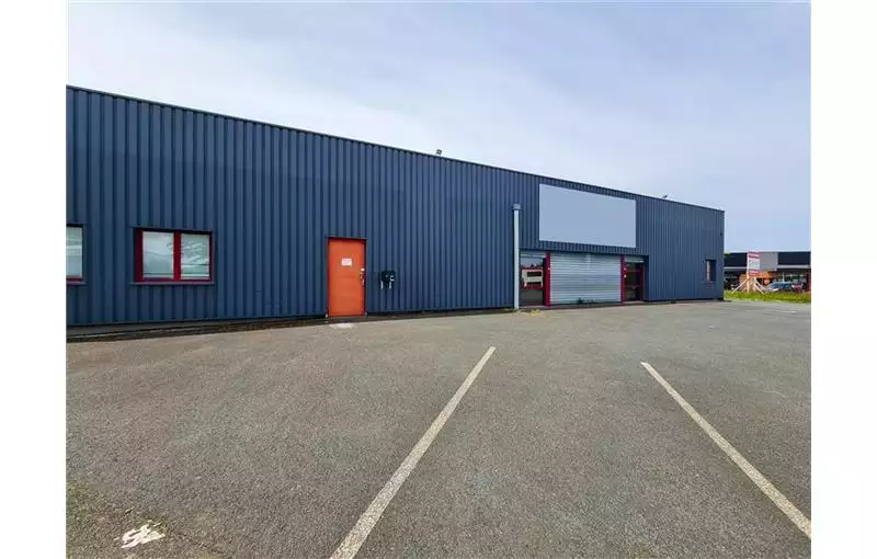 Location d'entrepôt de 1230 m² à Plérin - 22190