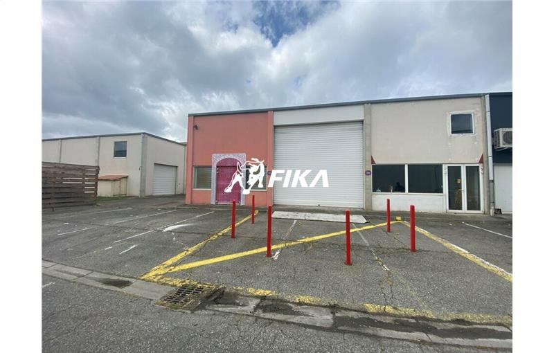 Location d'entrepôt de 330 m² à Portet-sur-Garonne - 31120 photo - 1