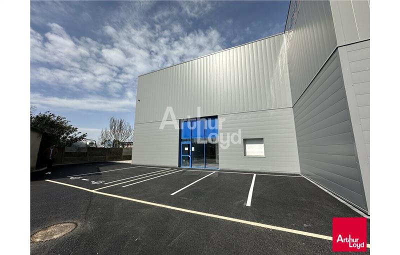 Location d'entrepôt de 950 m² à Rennes - 35000 photo - 1