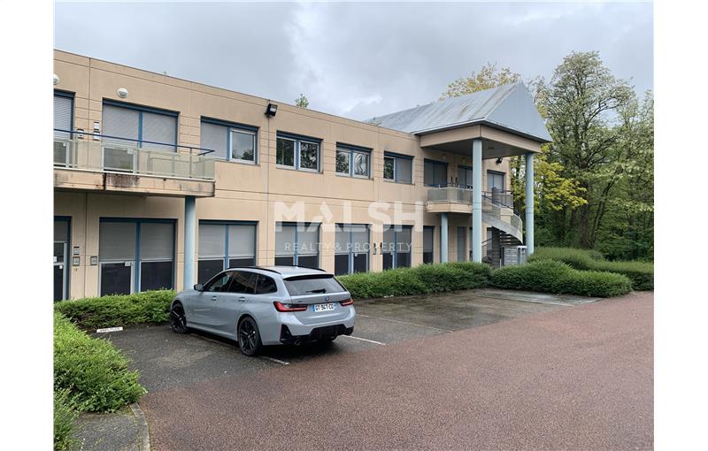 Location d'entrepôt de 1 012 m² à Rillieux-la-Pape - 69140 photo - 1