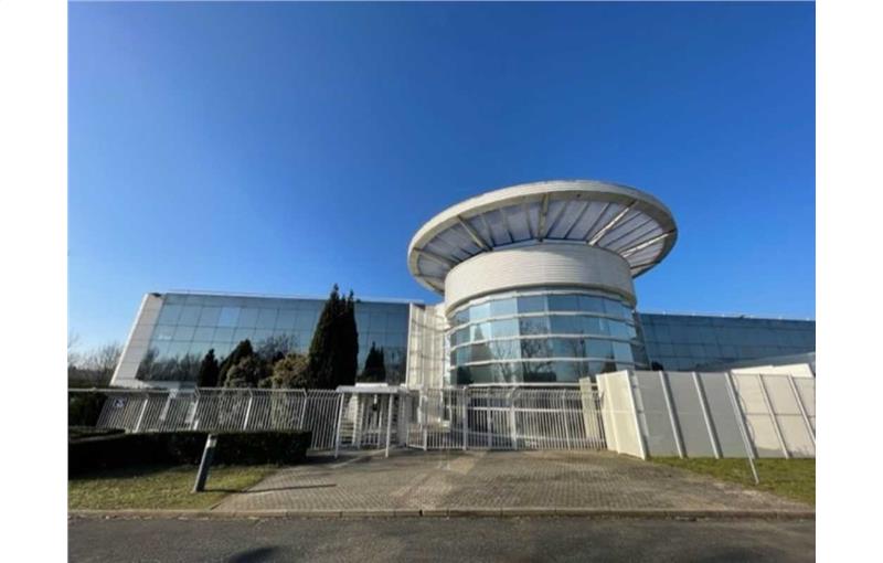 Location d'entrepôt de 5 701 m² à Roissy-en-France - 95700 photo - 1