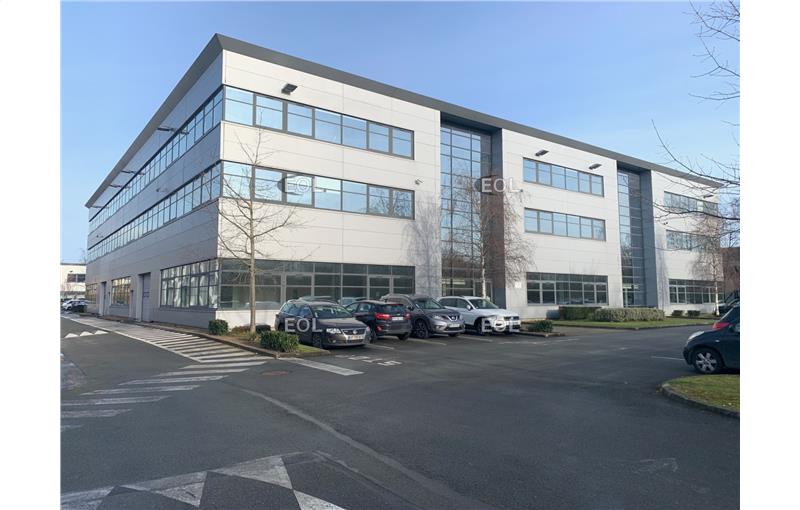 Location d'entrepôt de 3 685 m² à Roissy-en-France - 95700 photo - 1