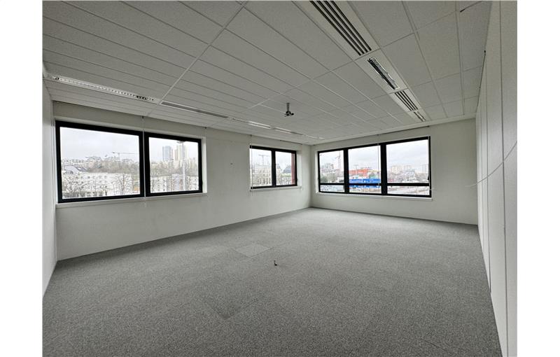 Location d'entrepôt de 353 m² à Rosny-sous-Bois - 93110 photo - 1