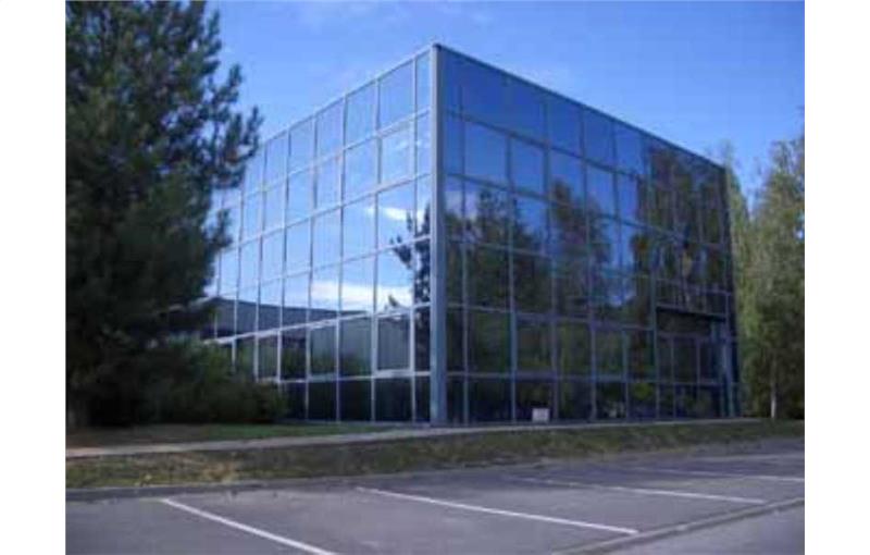 Location d'entrepôt de 547 m² à Saclay - 91400 photo - 1