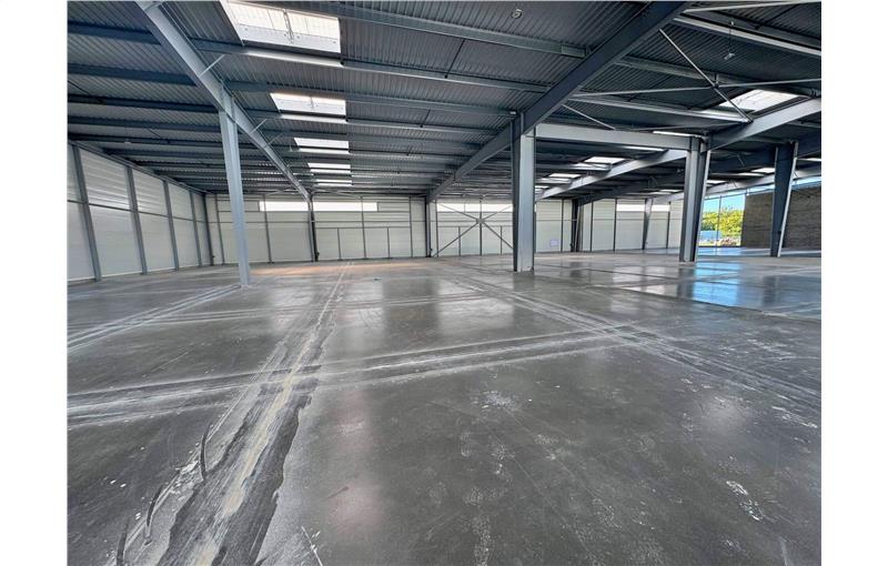 Location d'entrepôt de 3 565 m² à Saint-Aignan-Grandlieu - 44860 photo - 1