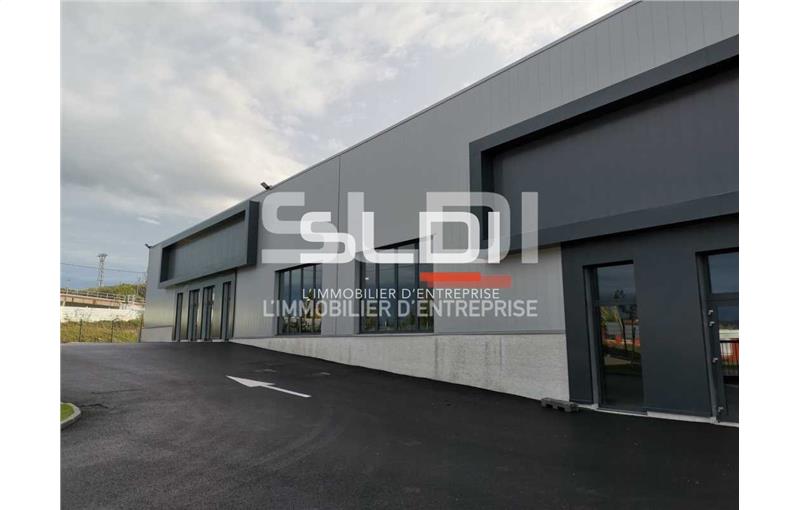 Location d'entrepôt de 1 298 m² à Saint-Alban-de-Roche - 38080 photo - 1