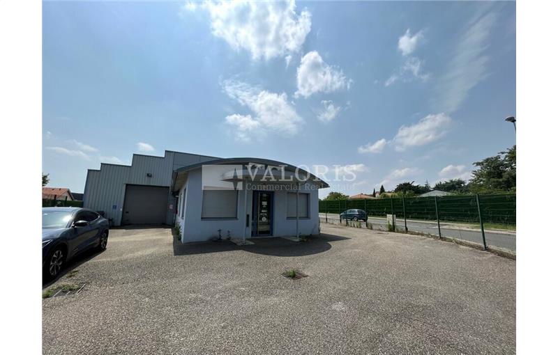 Location d'entrepôt de 789 m² à Saint-André-de-Corcy - 01390 photo - 1