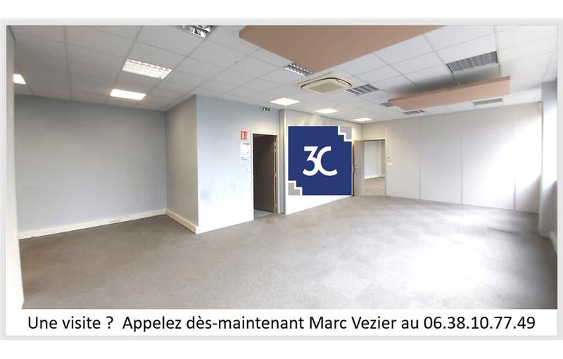 Location d'entrepôt de 1 593 m² à Saint-Denis - 93200 photo - 1