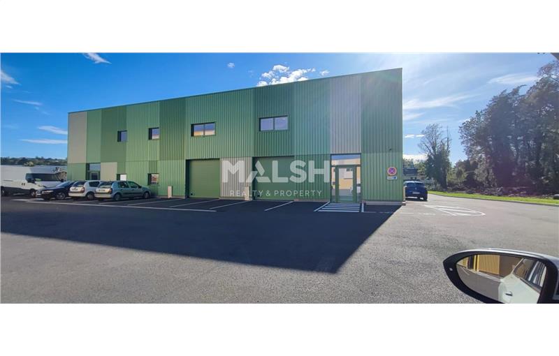 Location d'entrepôt de 1 502 m² à Saint-Genis-Laval - 69230 photo - 1