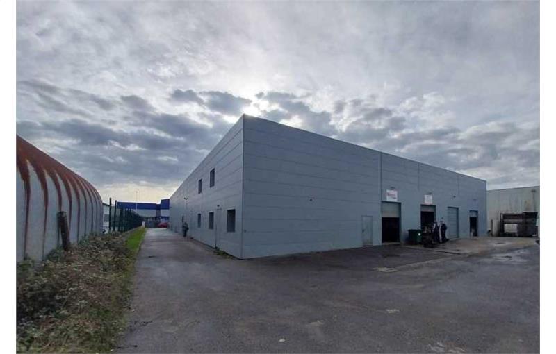 Location d'entrepôt de 1 095 m² à Saint-Herblain - 44800 photo - 1